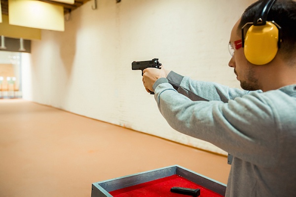 Стрельба из боевого оружия. Боевой тир в Рязани. Ultra Подарки. Стрельба из боевого оружия #в Томске#в. Попробуйте настоящую стрельбу из огнестрельного оружия в боевом тире. UltraPodarki.ru 8 800 505 95 30.. Стрельба из боевого оружия Рязань, боевой тир Рязань, стрельба из огнестрельного оружия Рязань, Стрельба из боевого оружия, Стрельба Рязань, стрельба из пистолета Рязань, стрельба из карабина Рязань, стрельба из снайперской винтовки Рязань