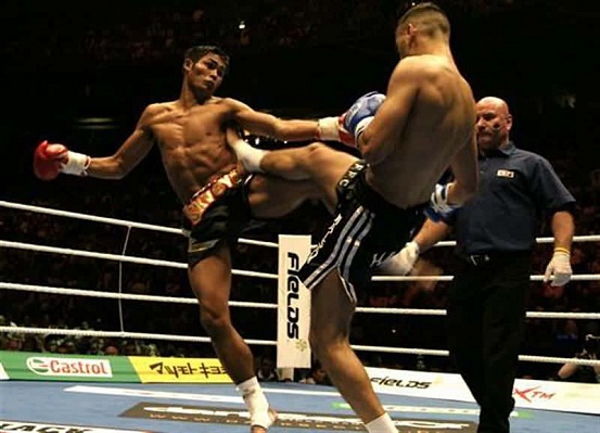 Купить занятие тайским боксом в Рязани. Сервис Ultra Подарки. Хотите взять уроки Муай Тай в клубе тайского бокса? Купите сертификат на занятие тайским боксом в Рязани. Сервис UltraPodarki.ru 8 800 505 95 30. Занятия тайским боксом, тайский бокс индивидуальные занятия, занятия тайским боксом в Рязани, тайский бокс цена, тайский бокс тренировка, тайский бокс клуб, тайский бокс клуб в Рязани, муай тай, уроки муай тай, сертификат на тайский бокс, Муай Тай Рязань, Тайский бокс Рязань, купить тайский бокс, купить муай тай, купить Тайский бокс Рязань