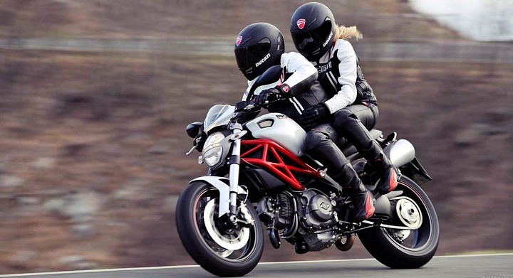 Катание на мотоцикле в Рязани. ULTRA ПОДАРКИ. Купить катание на мотоцикле в Рязани. Попробовав езду на мотоциклах, вы получите порцию адреналина и невероятные эмоции. Сервис: UltraPodarki.ru 8 800 505 95 30.. Катание на мотоцикле в Рязани, прокат мотоциклов Рязань, катание на мотоциклах, прокат мотоцикла, езда на мотоцикле Рязань, езда на мотоцикле, мотопрогулка Рязань, мотопрогулка