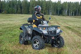 Катание на квадроциклах в Рязани. Сервис Ultra Подарки. Подарочный сертификат на катание на квадроциклах в Рязани. Закажите катание на квадроциклах недорого и наслаждайтесь активным отдыхом с друзьями. Выбирайте живописные маршруты для езды на квадроциклах. Сервис UltraPodarki.ru 8800-505-9530. Катание на квадроциклах, Прокат квадроциклов, езда на квадроцикле, прокат квадроциклов Рязань, катание на квадроциклах Рязань, Катание на квадроциклах зимой, Катание на квадроциклах летом, Сертификат на катание на квадроциклах 

