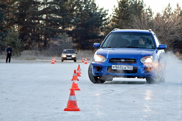 Контраварийное вождение в Рязани. Ultra Подарки. Купить уроки контраварийного вождения в Рязани. Научитесь водить машину в любых условиях! Сервис UltraPodarki.ru 8 800 505 95 30. Контраварийное вождение Рязань, контраварийное вождение, экстремальное вождение Рязань, экстремальное вождение, обучение вождению Рязань, обучение вождению, вождение Рязань, вождение,  курс вождения Рязань, курс вождения, курсы экстремальное вождения Рязань, курсы экстремального вождения, обучение в автошколе Рязань, обучение в автошколе
