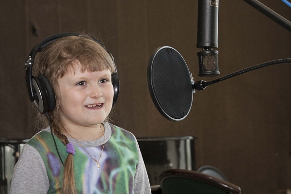 Запись песни в Рязани. Ultra Подарки. Запись песни в студии звукозаписи Рязани. Купить сертификат на создание своей песни в студии. Ultra Подарки Сервис UltraPodarki.ru 8 800 505 95 30. Запись песни Рязань, запись песни, запись песни в студии Рязани, запись песни в студии, сертификат на запись песни в Рязани, сертификат на запись песни, урок вокала Рязань, урок вокала, обучение вокалу Рязань, обучение вокалу, эстрадный вокал Рязань, эстрадный вокал,  создание песни Рязань, создание песни