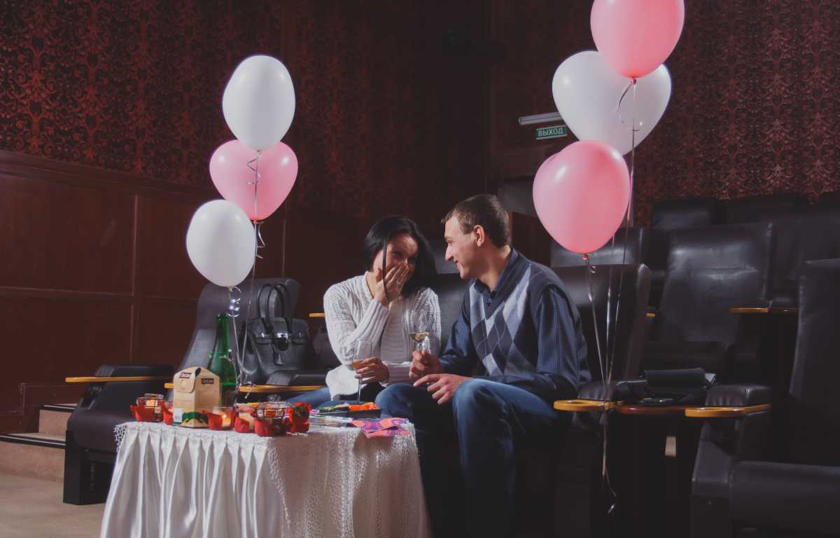 Романтическое свидание в кинотеатре в Рязани