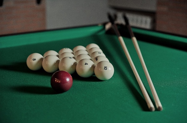 Игра в бильярд Рязань.Ultra Подарки. Игра в бильярд Рязань. Попробуйте настоящий бильярд, в бильярдном клубе. Сервис: UltraPodarki.ru 8 800 505 95 30. Игра в бильярд, игра в бильярд Рязань, русский бильярд, русский бильярд Рязань, бильярдный клуб, бильярдный клуб Рязань, бильярд Рязань, купить бильярд Рязань