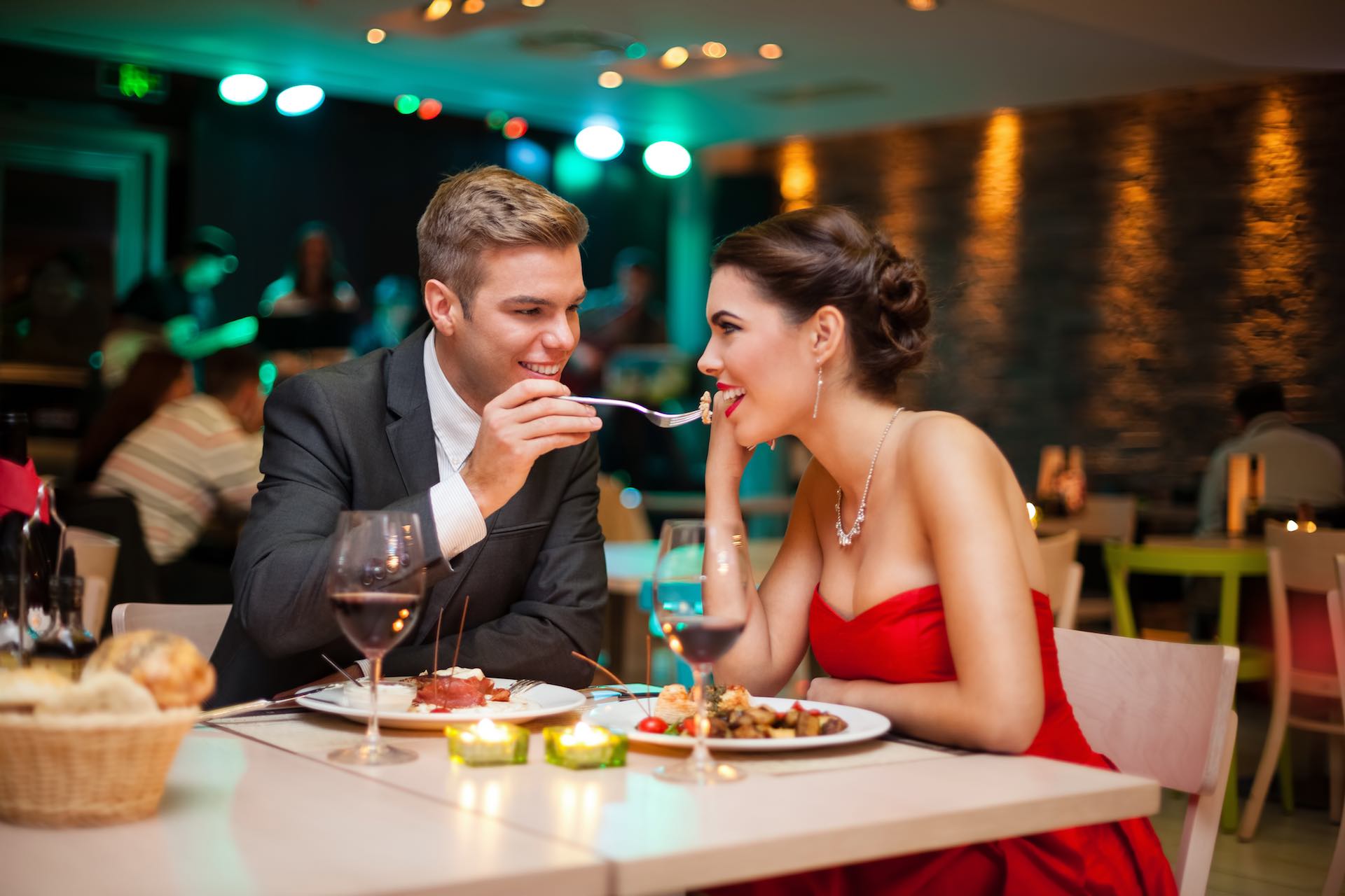 Романтическое свидание в ресторане в Рязани