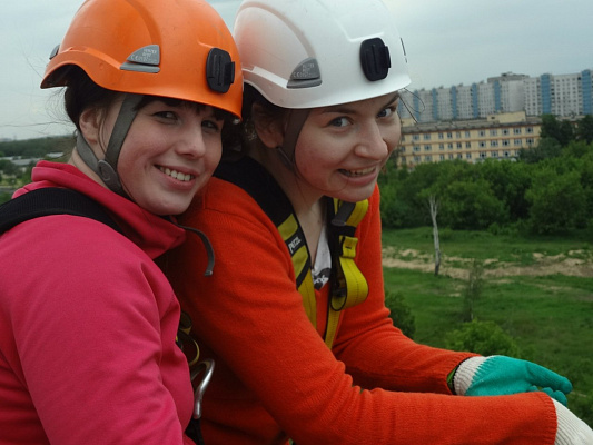 Роупджампинг - прыжки с верёвкой в Рязани. Подарочные сертификаты Ultra Подарки. Роупджампинг в Рязани - Экстремальный оригинальный подарок или подарочный сертификат на Роупджампинг - прыжки с верёвкой. Сервис UltraPodarki.ru 8-800-505-95-30. роупджампинг Рязань, прыжок веревка Рязань, роупджампинг, прыжок веревка, прыжок с веревкой, Подарок, подарочный сертификат, экстрим, экстремальный подарок