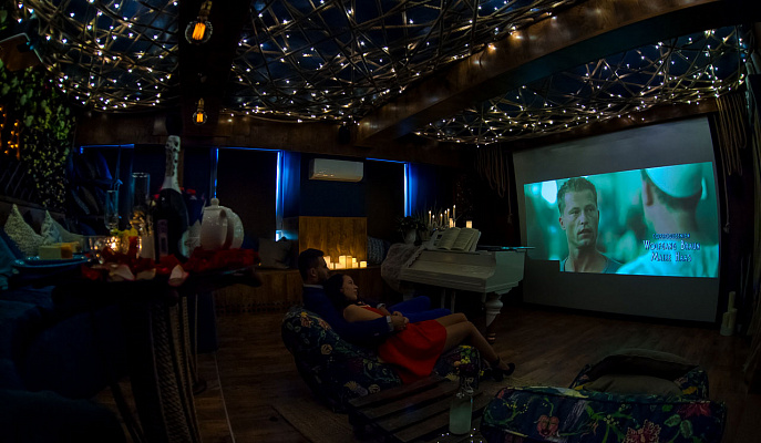 Романтическое свидание в кинотеатре в Рязани. Ultra Подарки. Купить романтическое свидание в кинотеатре в Рязани. Подарите самым близким незабываемые моменты и признайтесь в искренних чувствах. Сервис UltraPodarki.ru 8-800-505-95-30. Романтическое свидание в кинотеатре в Рязани, свидание в Рязани, свидание в кинотеатре, сертификат на свидание в кинотеатре, сертификат на свидание в Рязани, купить свидание, купить свидание Рязань, первое свидание, девушка свидание, хороший кинотеатре, романтический кинотеатре, романтический вечер, романтический ужин, романтические любимому, романтическая музыка