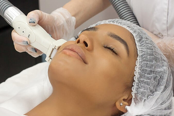 LPG массаж в Рязани. Сервис Ultra Подарки. LPG массаж в Рязани. Попробуйте LPG массаж салоне Рязани. Сервис UltraPodarki.ru 8 800 505 95 30. LPG массаж в Рязани, аппаратный массаж Рязань, моделирующий массаж Рязань, антицеллюлитный массаж Рязань цена, услуга массаж Рязань, профессиональный массаж Рязань, спа салон Рязань, массажный салон Рязань, массаж для похудения Рязань, вакуумный массаж, купить массаж Рязань