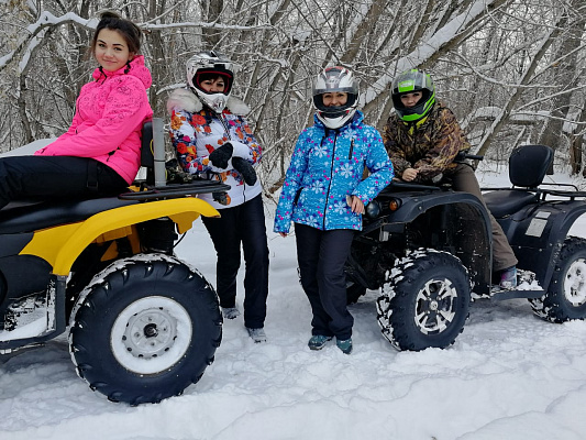 Прокат квадроциклов летом в Рязани. Сервис Ultra Подарки. Подарочный сертификат на прокат квадроциклов летом и зимой в Рязани. Закажите катание на квадроциклах недорого и наслаждайтесь активным отдыхом с друзьями. Выбирайте живописные маршруты для езды на квадроциклах. Сервис UltraPodarki.ru 8800-505-9530. Катание на квадроциклах, Прокат квадроциклов, езда на квадроцикле, прокат квадроциклов Рязань, катание на квадроциклах Рязань, Катание на квадроциклах летом, Катание на квадроциклах зимой, Сертификат на катание на квадроциклах 

