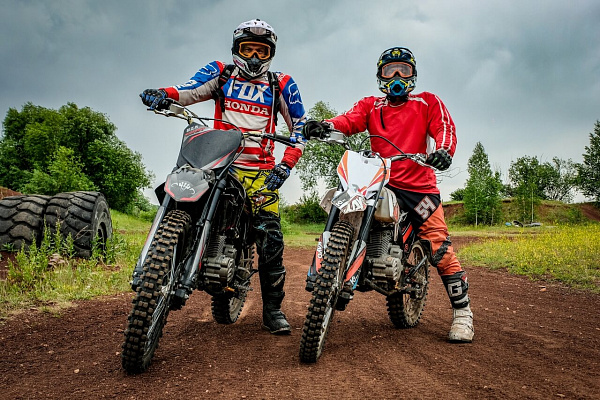 Катание на мотоцикле в Рязани. ULTRA ПОДАРКИ. Купить катание на мотоцикле в Рязани. Попробовав езду на мотоциклах, вы получите порцию адреналина и невероятные эмоции. Сервис: UltraPodarki.ru 8 800 505 95 30.. Катание на мотоцикле в Рязани, прокат мотоциклов Рязань, катание на мотоциклах, прокат мотоцикла, езда на мотоцикле Рязань, езда на мотоцикле, мотопрогулка Рязань, мотопрогулка